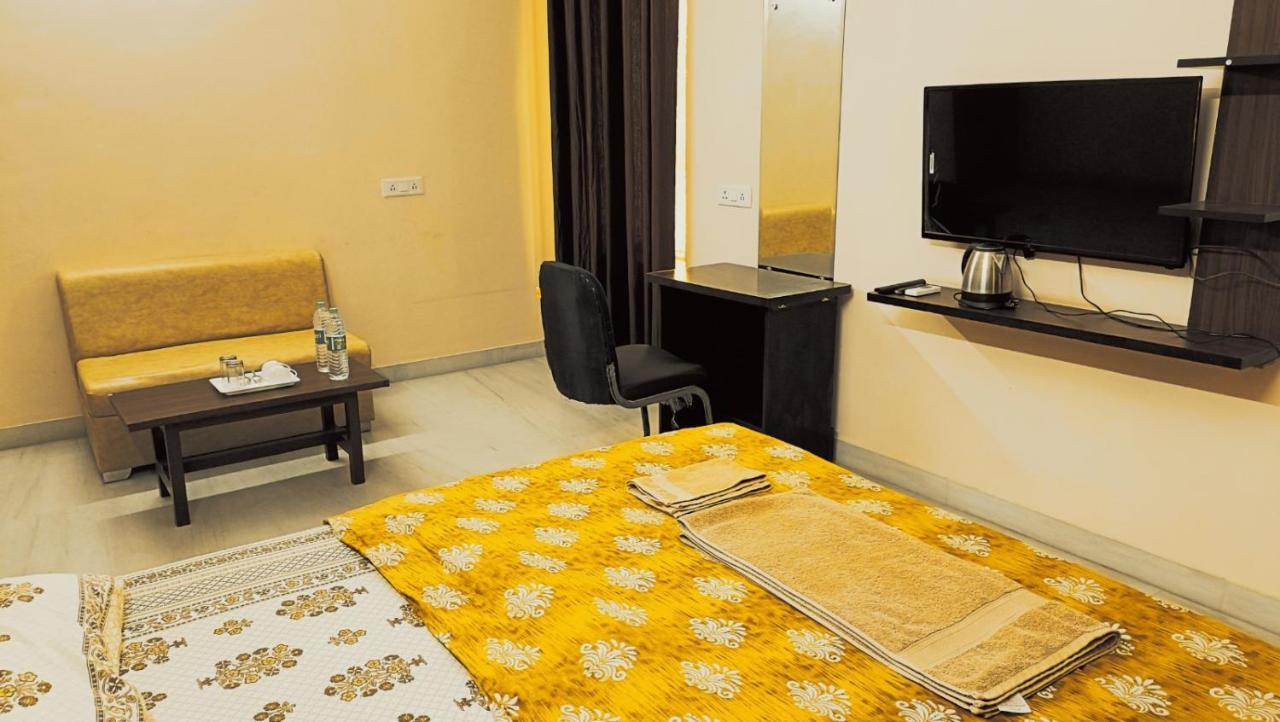 Appartamento Mi Casa Sector 47 Gurgaon Esterno foto