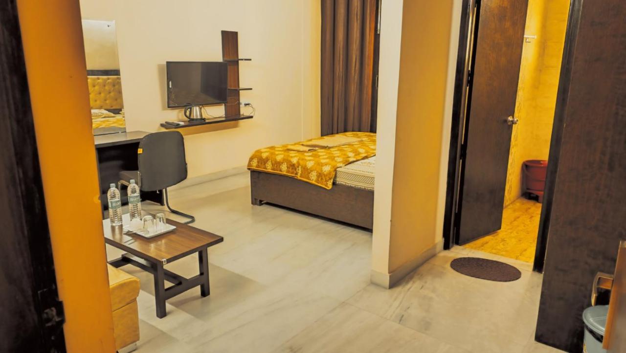 Appartamento Mi Casa Sector 47 Gurgaon Esterno foto