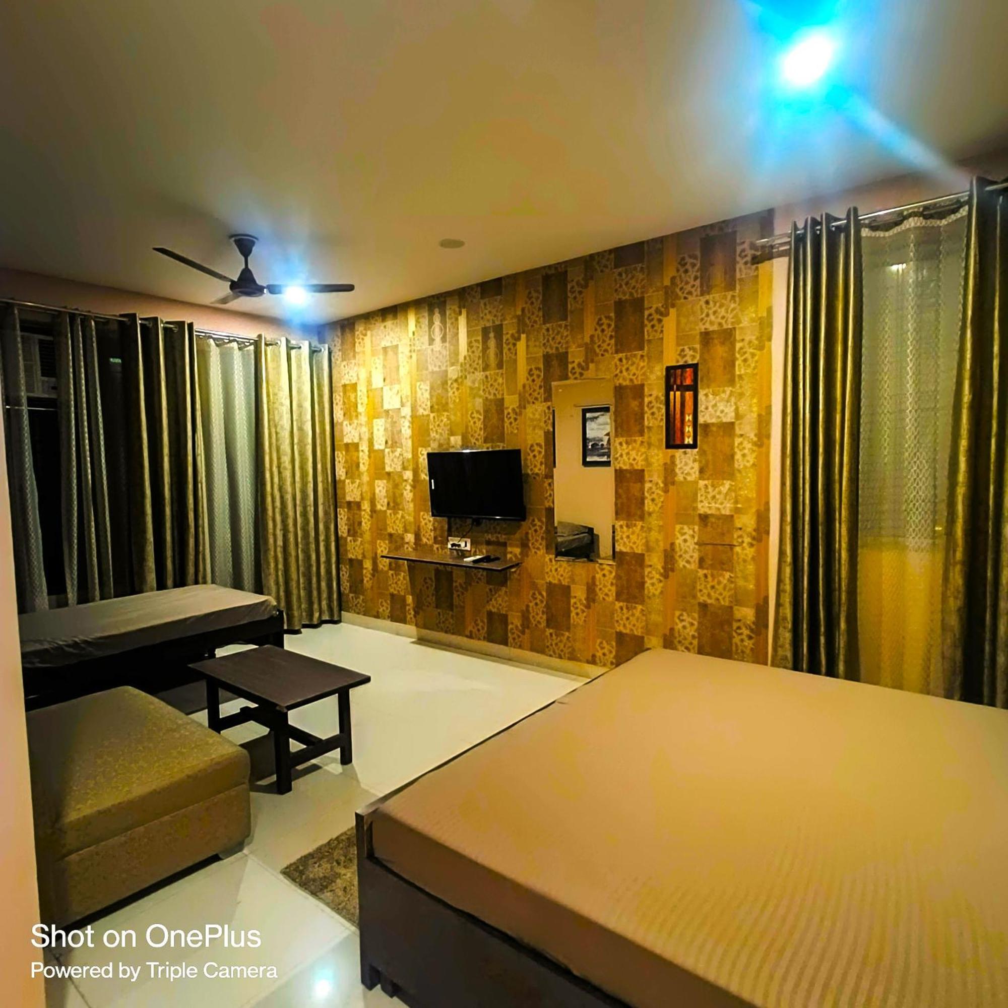Appartamento Mi Casa Sector 47 Gurgaon Esterno foto