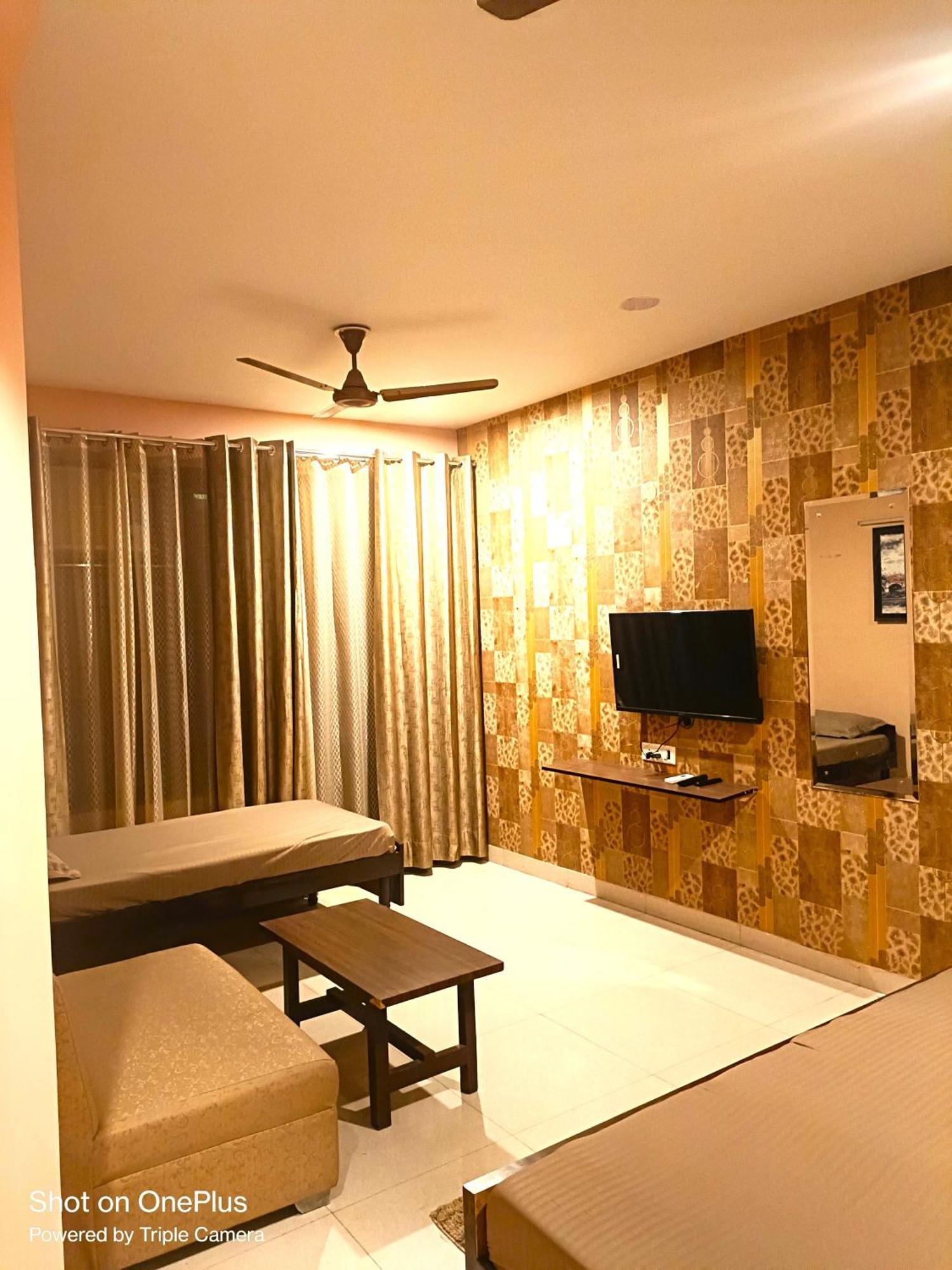 Appartamento Mi Casa Sector 47 Gurgaon Esterno foto