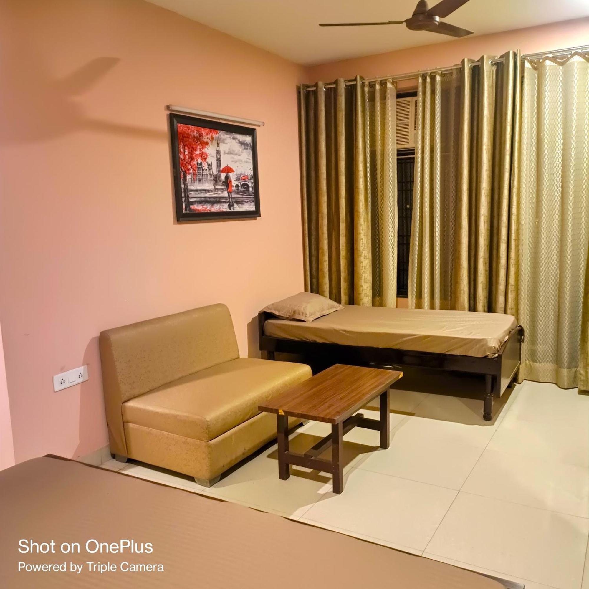 Appartamento Mi Casa Sector 47 Gurgaon Esterno foto