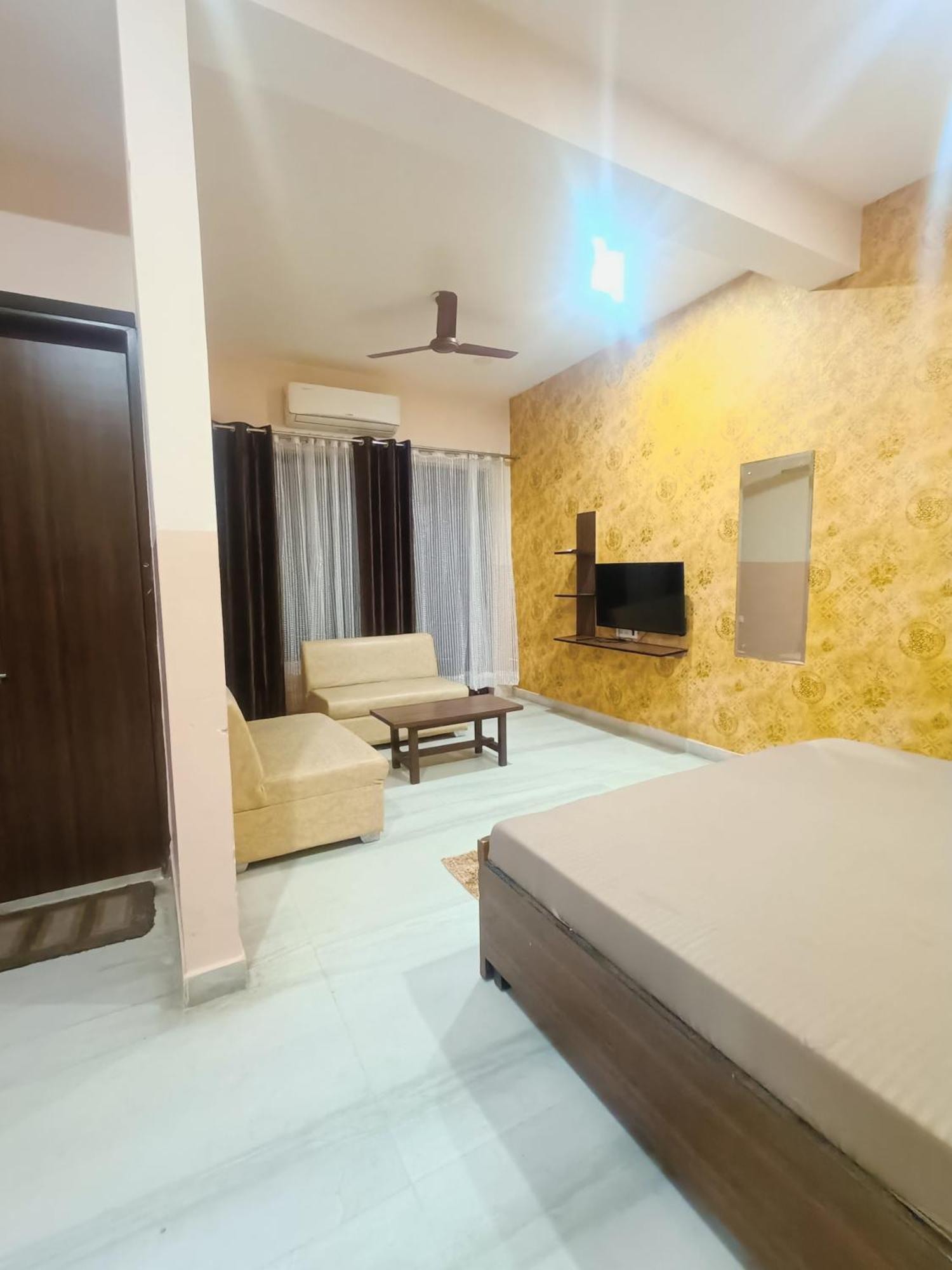 Appartamento Mi Casa Sector 47 Gurgaon Esterno foto