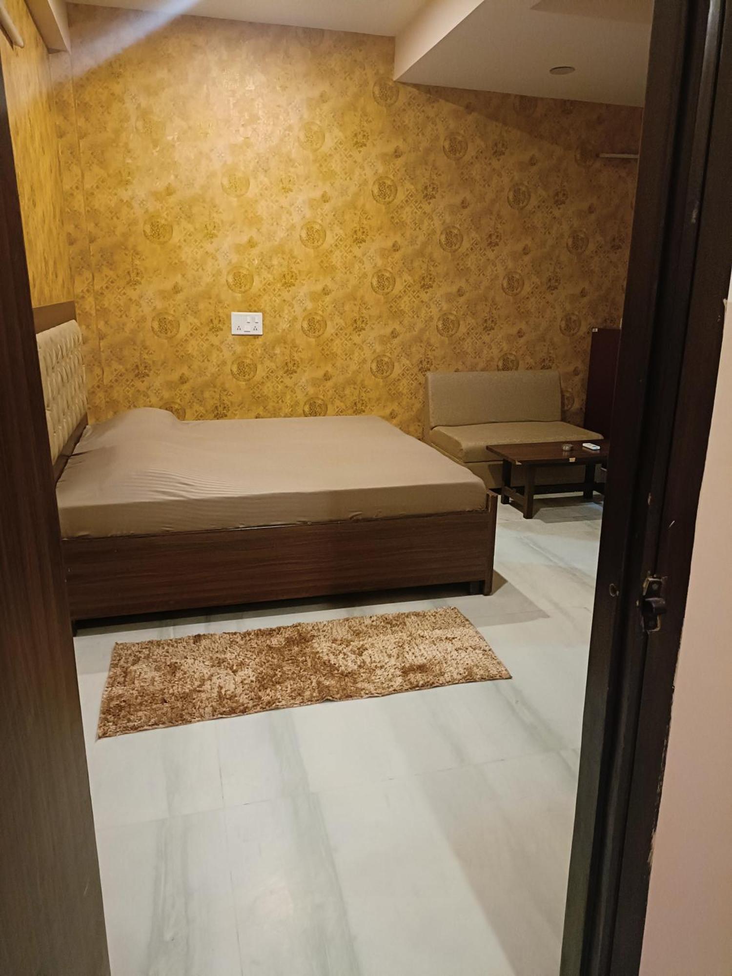 Appartamento Mi Casa Sector 47 Gurgaon Esterno foto