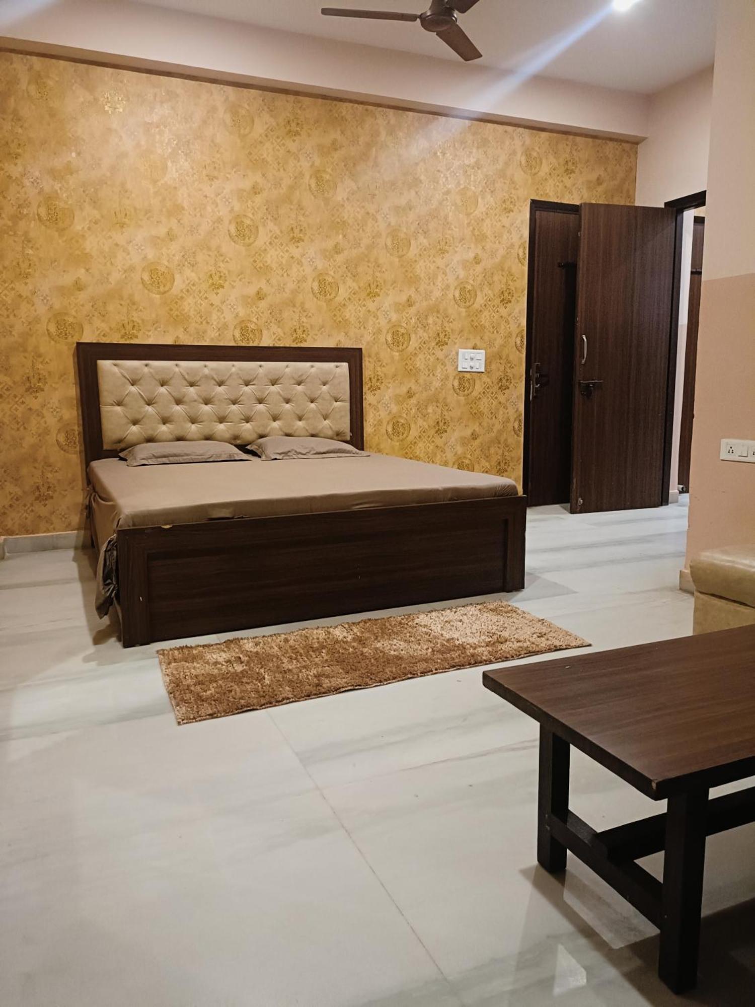 Appartamento Mi Casa Sector 47 Gurgaon Esterno foto