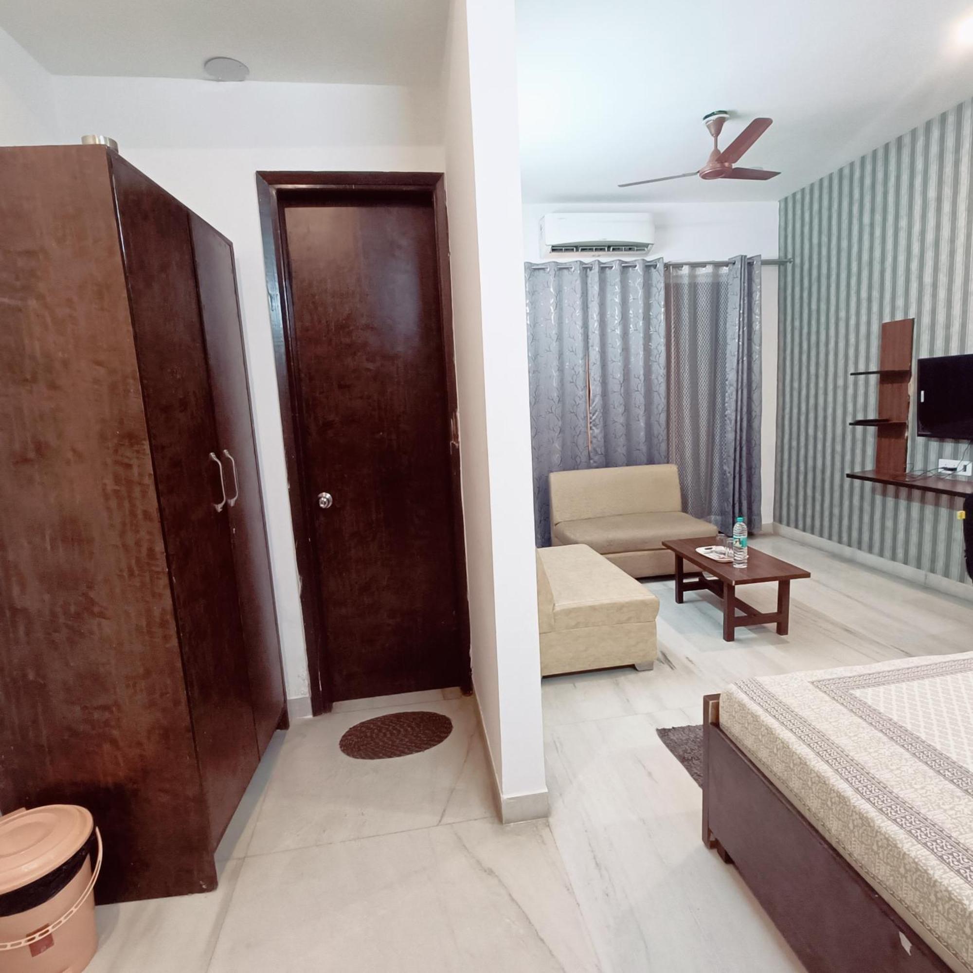 Appartamento Mi Casa Sector 47 Gurgaon Esterno foto